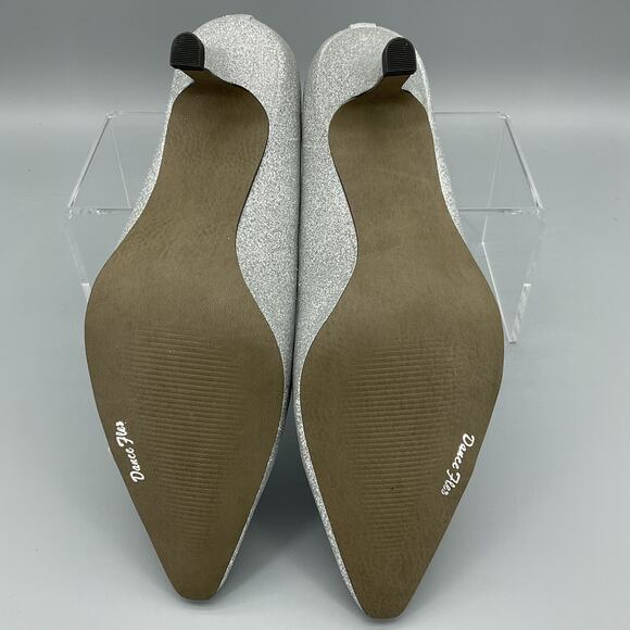 NEW Easy Street Women’s Chiffon Glitter Pumps Silver Size 8.5WW - Picture 8 of 10